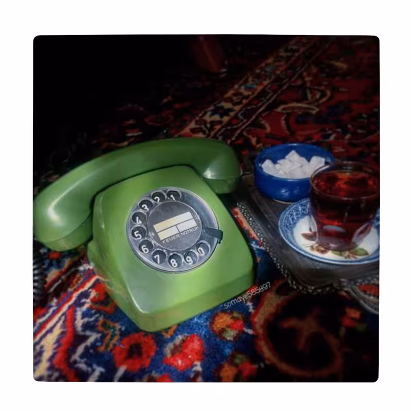 زیر لیوانی  طرح تلفن قدیمی و سینی چایی کد    4557542_3120