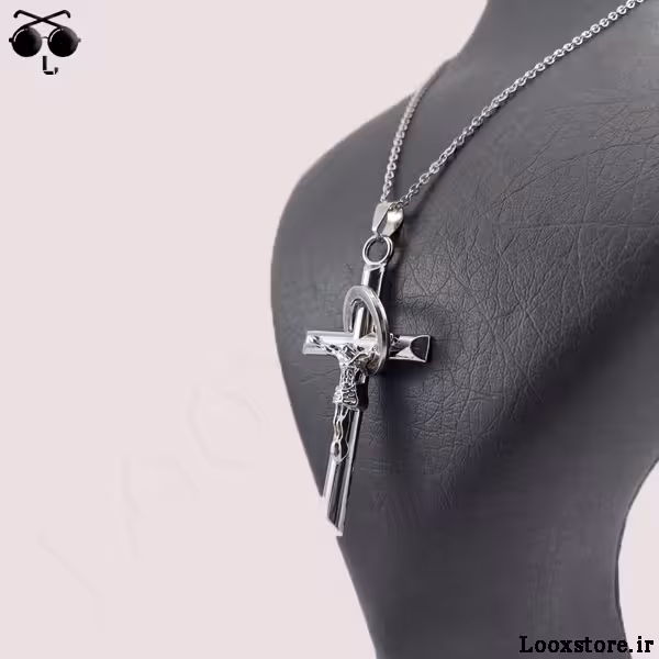 گردنبند طرح صلیب نقره ای با حلقه