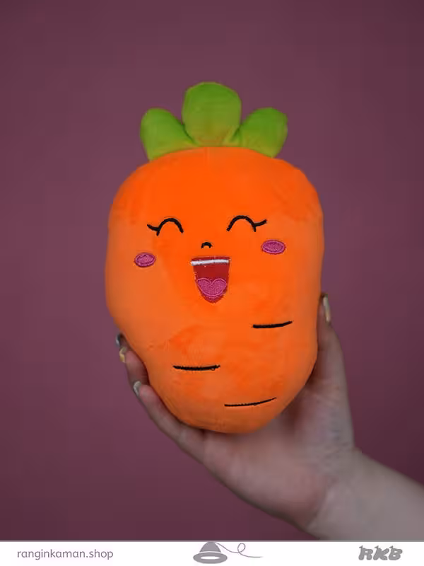 عروسک هویج خوشحال مینی Mini happy carrot doll