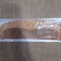 شانه چوبی برای رفع موخوره و ریزش مو