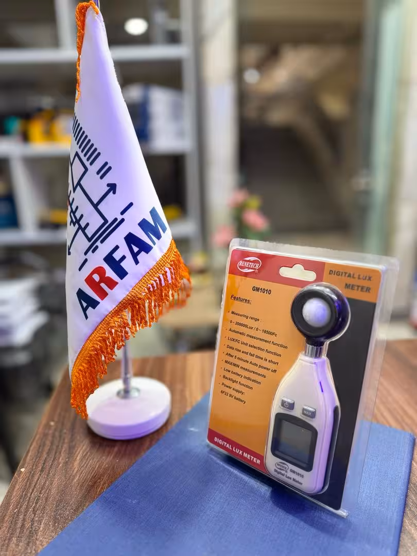 نورسنج یا لوکس متر بنتک BENETECH GM1010
