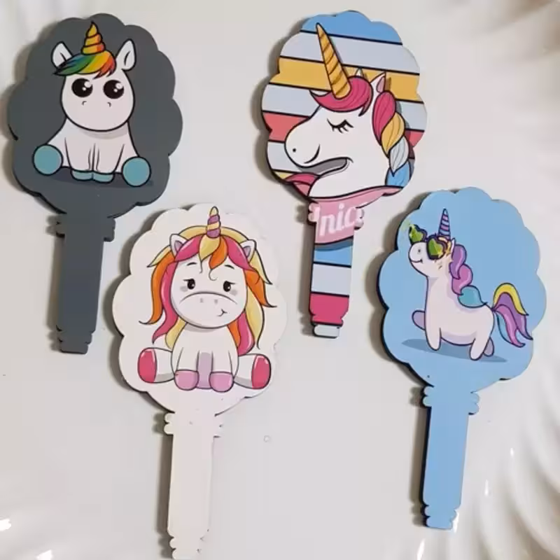 آینه دسته دار اسب تکشاخ      آینه آرایشی