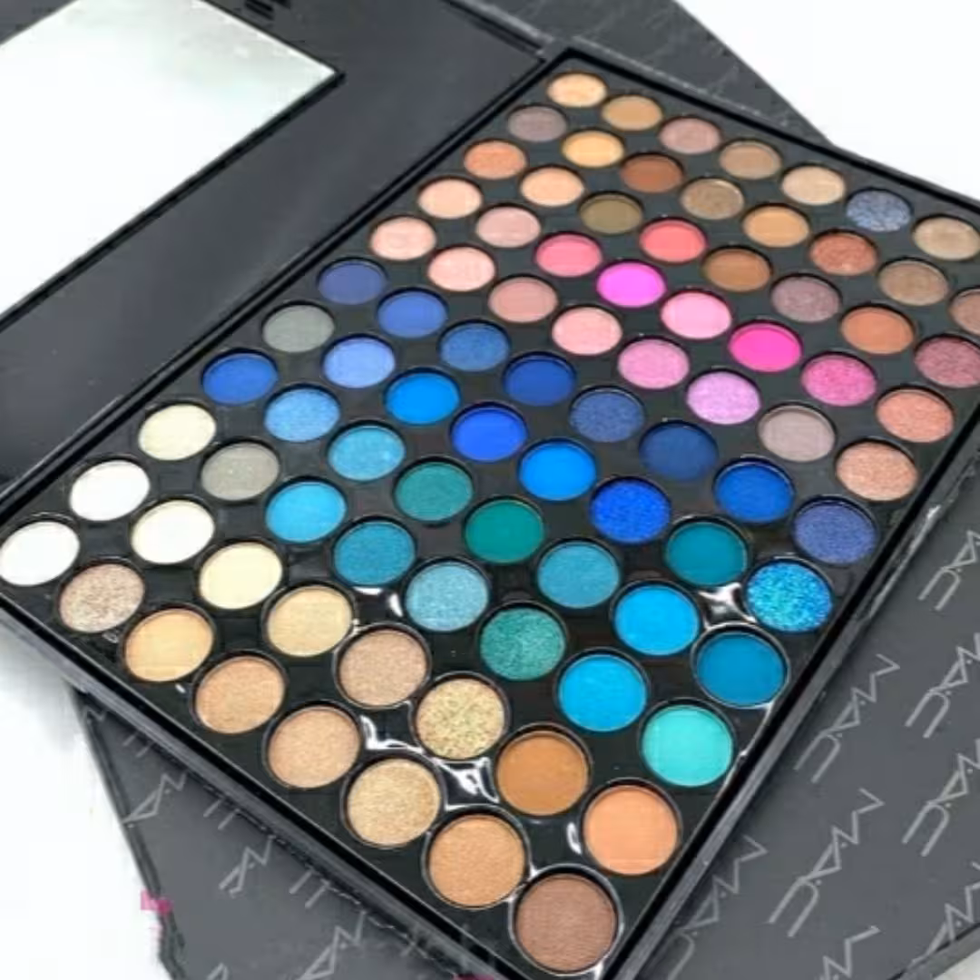 پلت 88 رنگ سایه برندمعتبرمک باکیفیت عالی مناسب سالن آرایش ومصرف شخصی