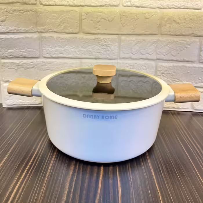 قابلمه دسته چوبی چدن سفید دنی هوم Danny Home – سایز 24 سانت