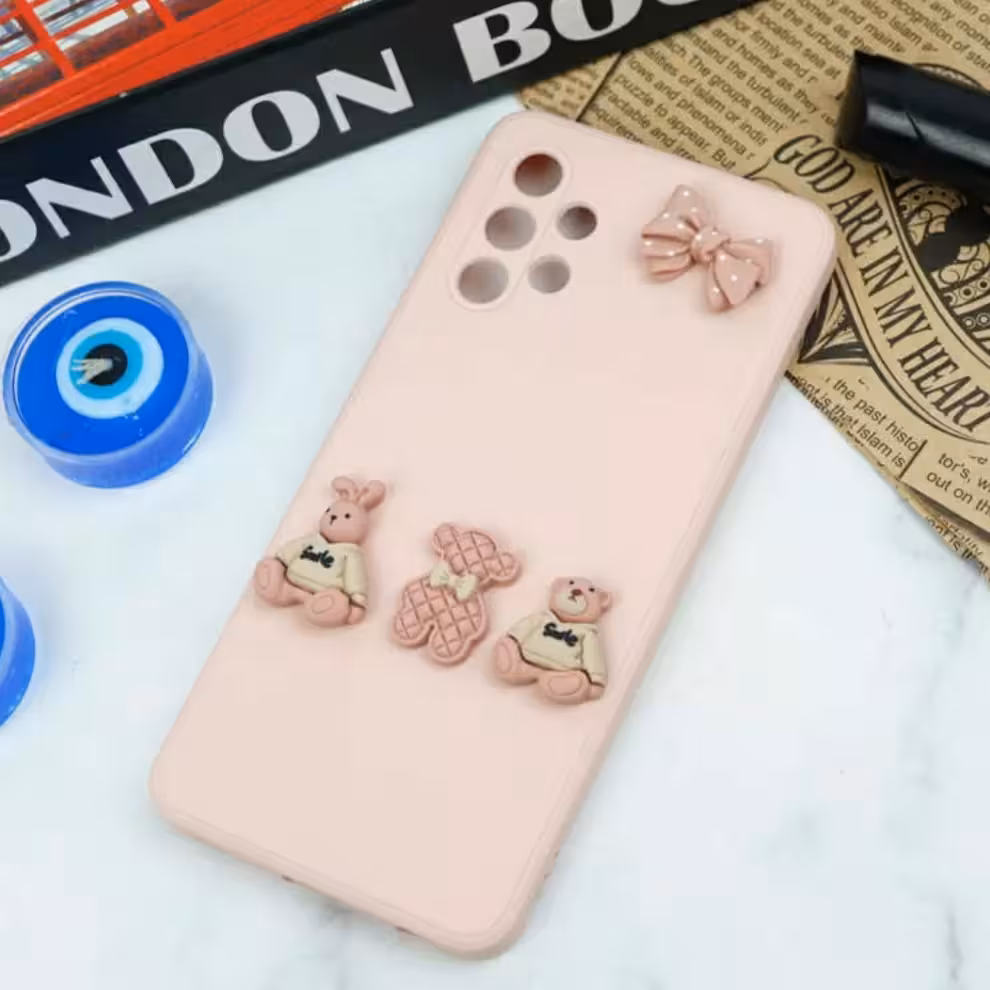 گارد سیلیکونی عروسکی خرسی برجسته داخل موکت