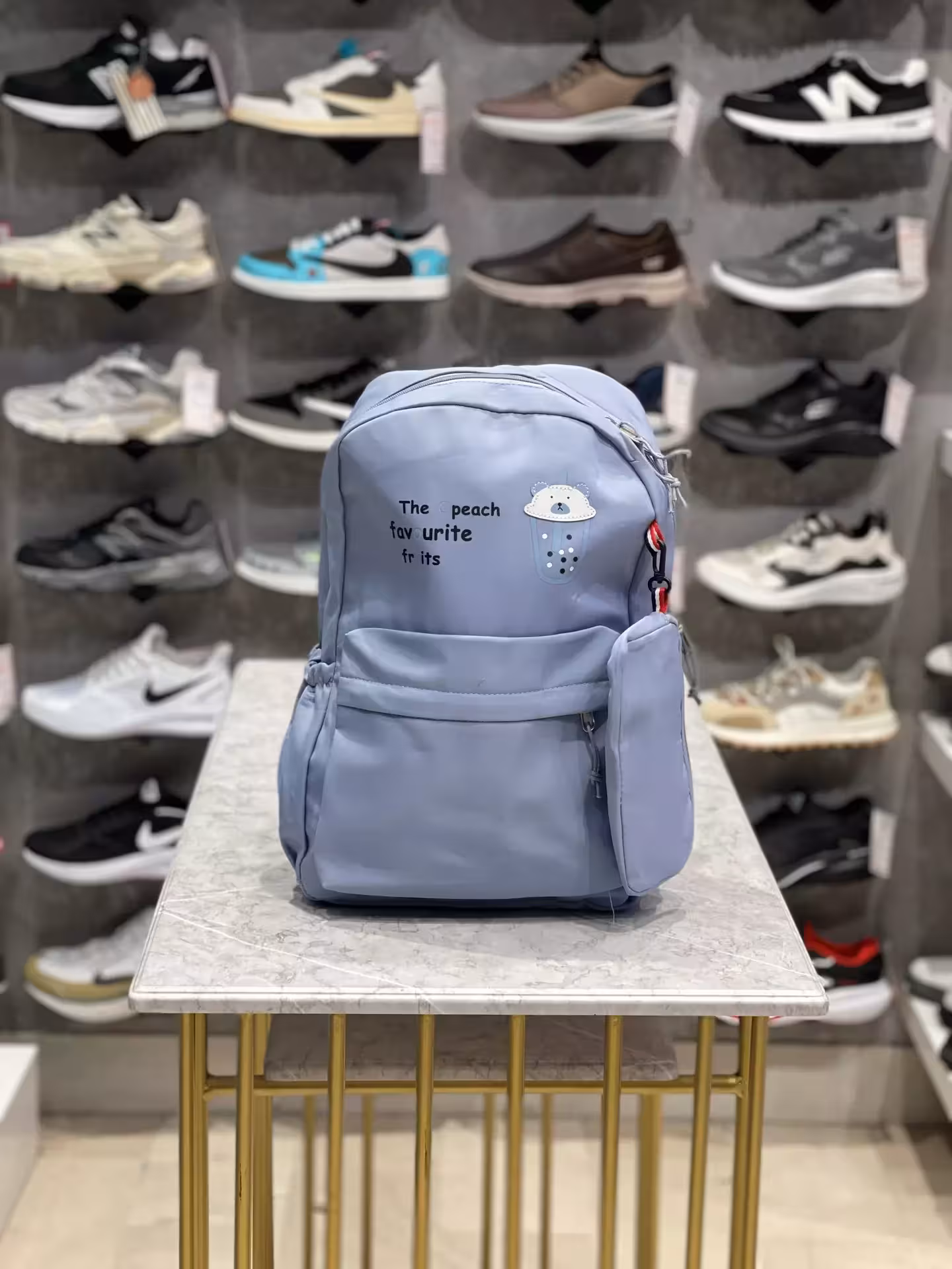 کوله وارداتی برند بگکو رنگ ابی کد iv3023