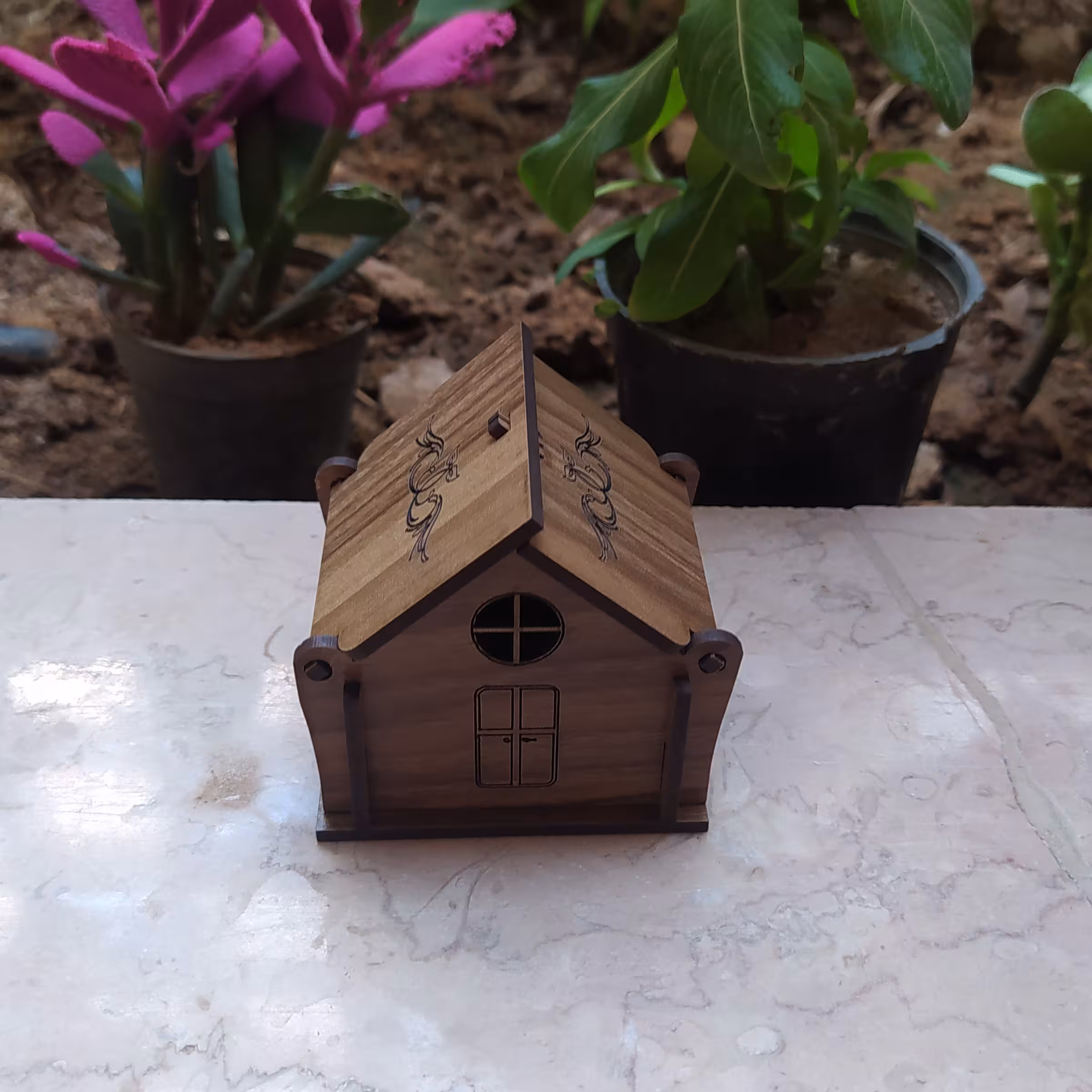 جعبه هدیه وجواهرات طرح کلبه