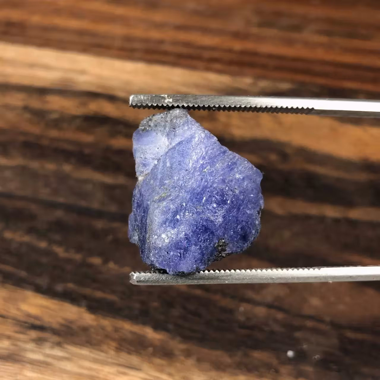 راف سنگ تانزانیت اصل خوشرنگ 250882