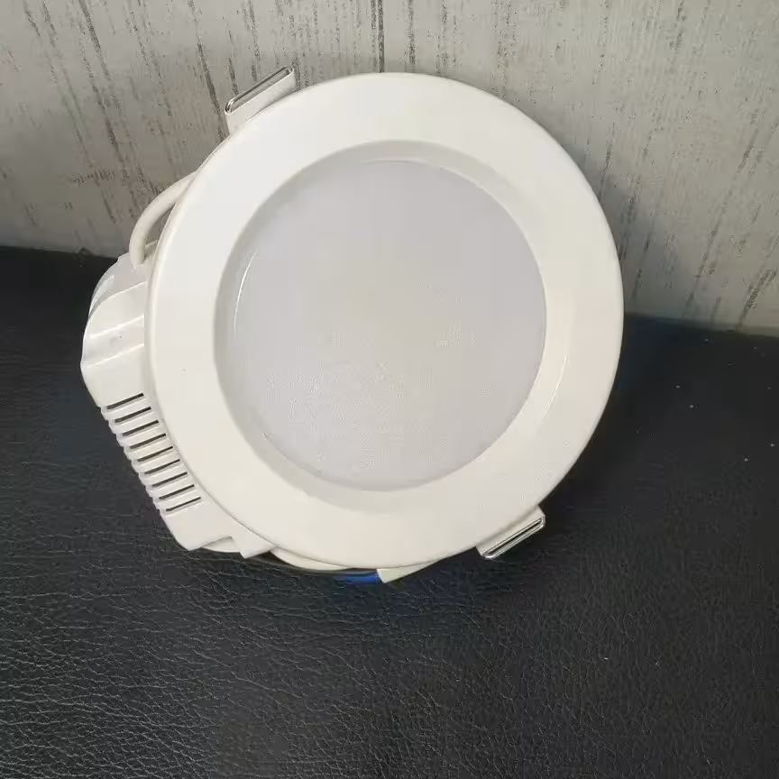 چراغ سقفی 9وات آلتون با 5سال گارانتی