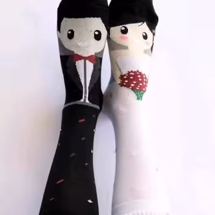 جوراب ساقدار لنگه به لنگه عروس داماد