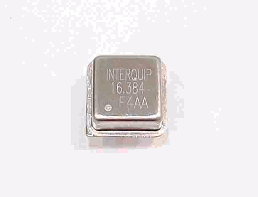 کریستال اسیلاتور  16.384MHZ پایه دار مربعی، بسته بندی DIP8