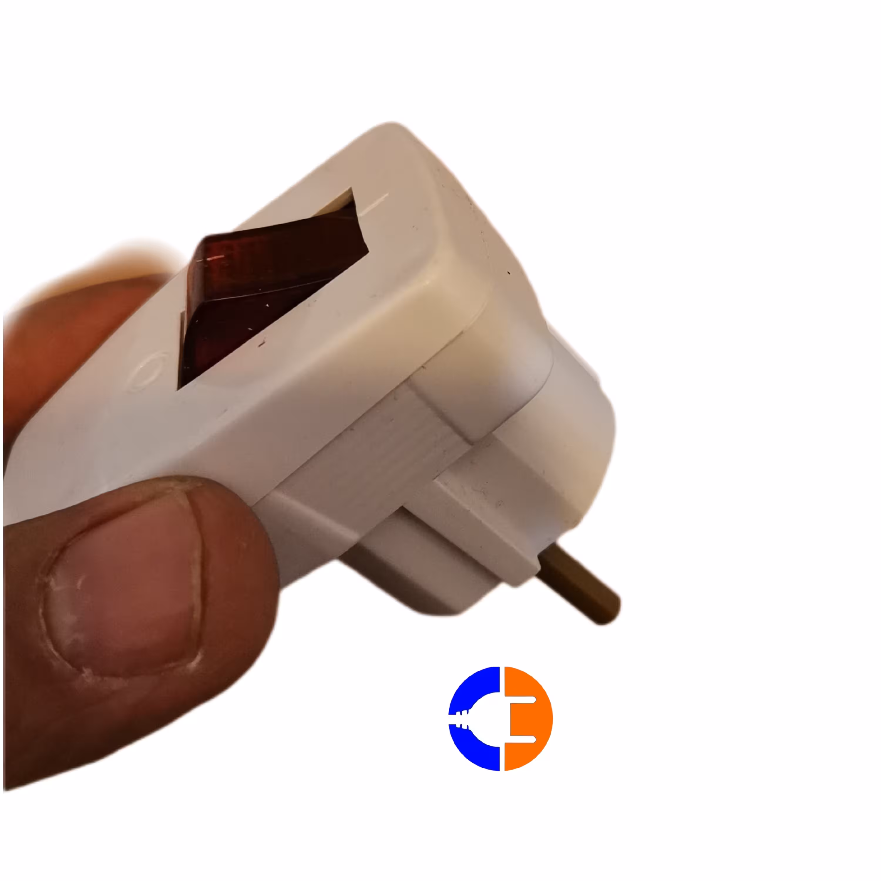 دوشاخه کلیدار 10 آمپر معین الکتریک