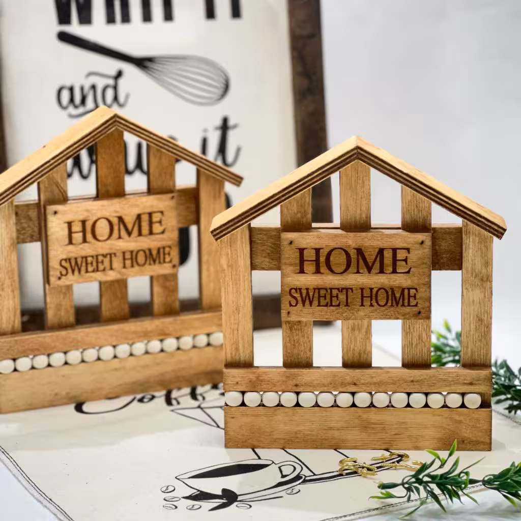 جاکلیدی کلبه چوبی