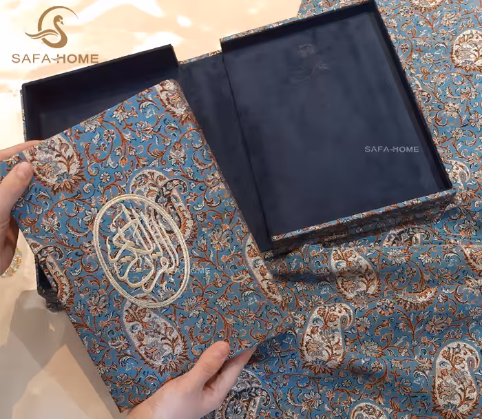 قرآن و جلد قرآن صحافی شده ترمه هاشمی