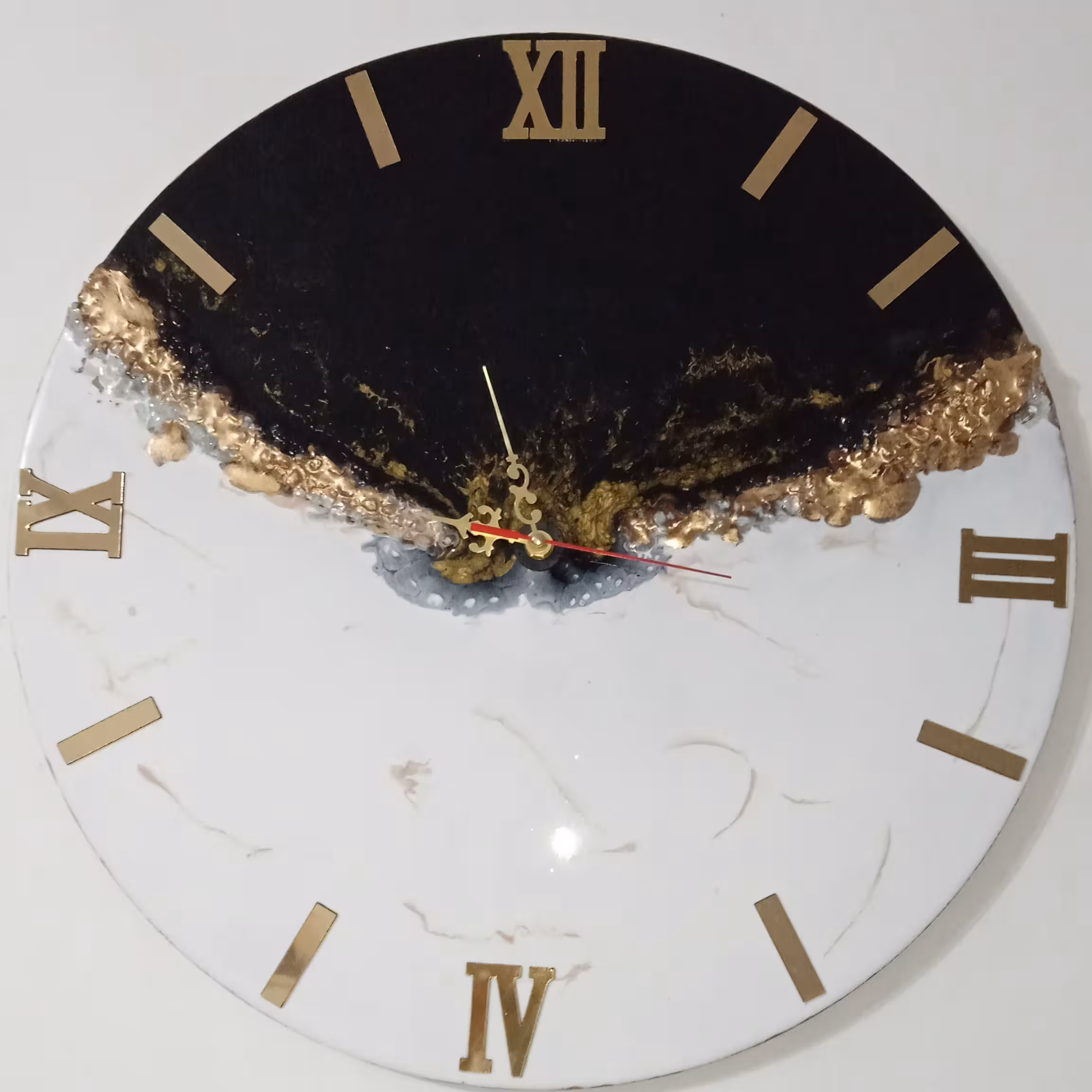 ساعت بیس 50رزینی با موتور آرام گرد 