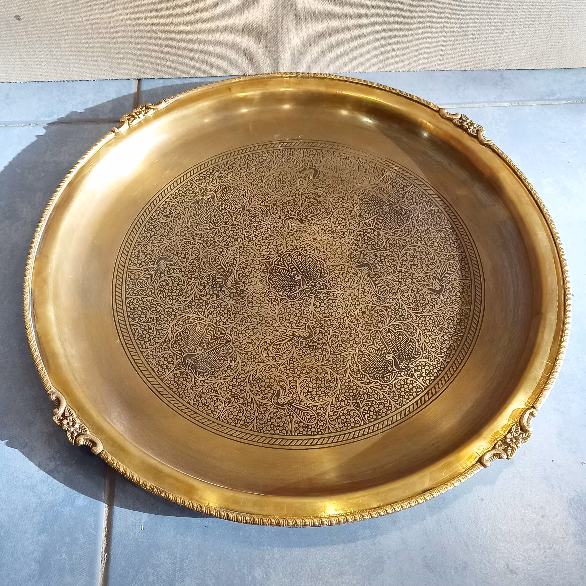 سینی گرد بزرگ بدون دسته برنجی 