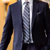 کت و شلوار مردانه فاستونی مطهری یا جامعه-تولیدی آقای پیراهن