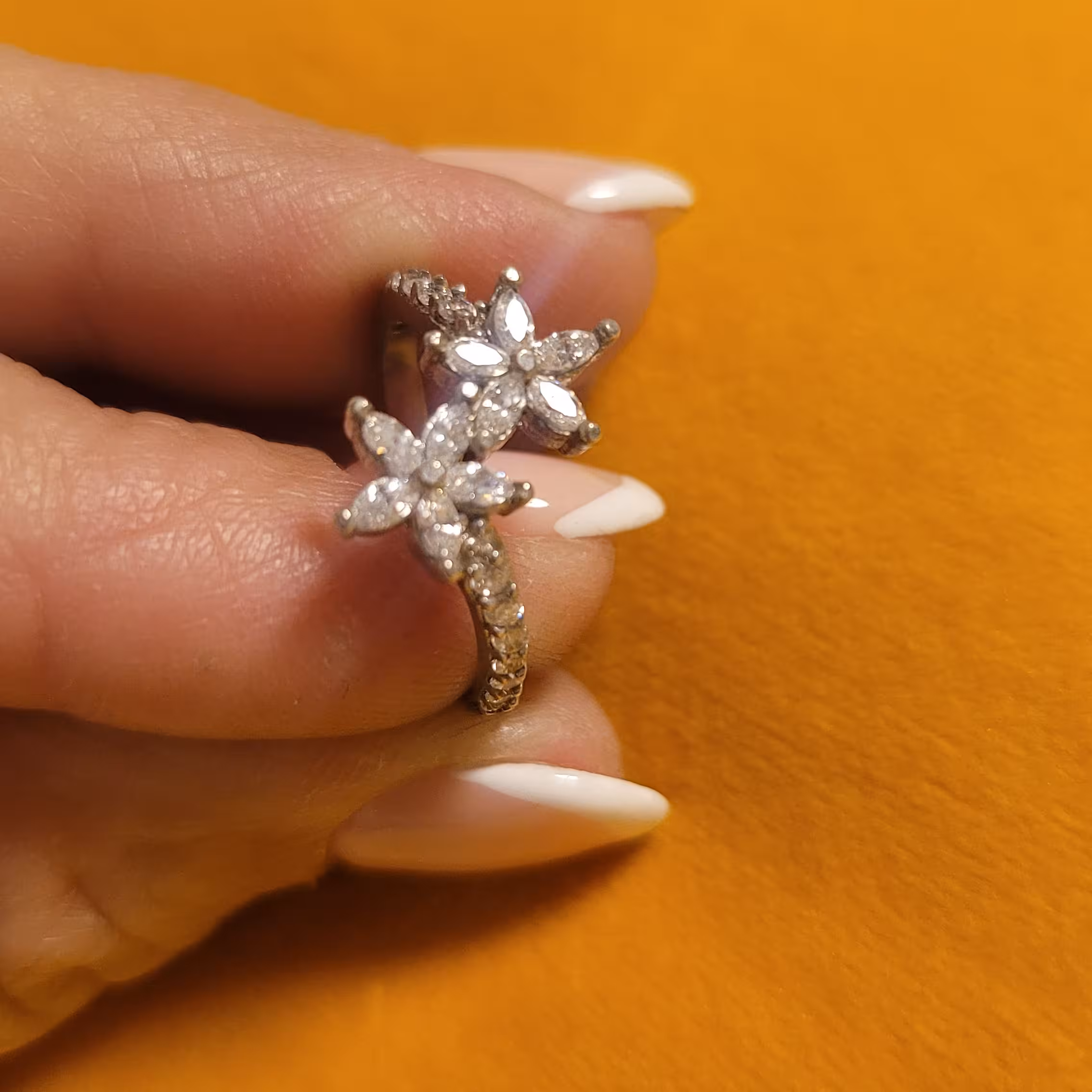 انگشتر طرح جواهر نقره   