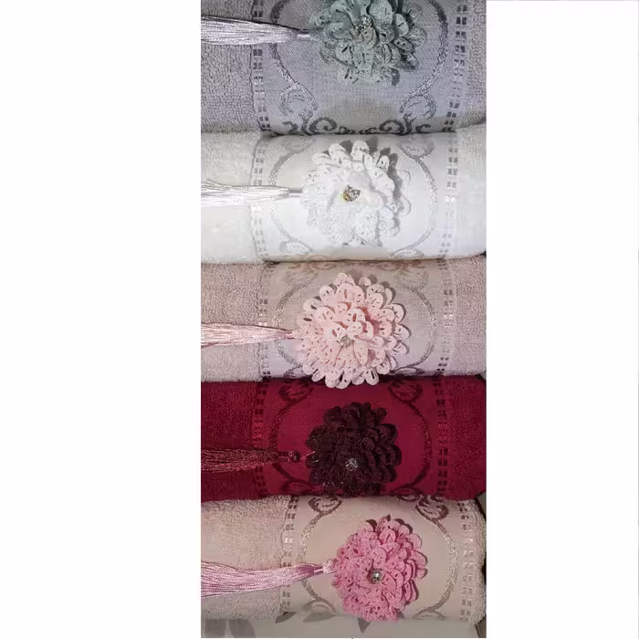 حوله دستی آیدین مدل هلیا سایز 80x40 سانتی ‌متر