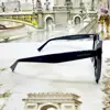 عینک آفتابی زنانه والنتینو مدل VA404050968e