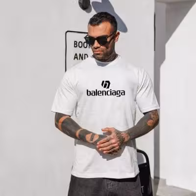 تیشرت قواره دار بالنسیاگا Balenciaga رنگ سفید مردانه و دخترانه