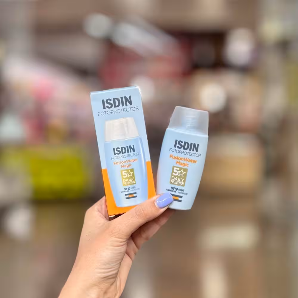ضدافتاب ایزدین فیوژن واتر مجیک isdin