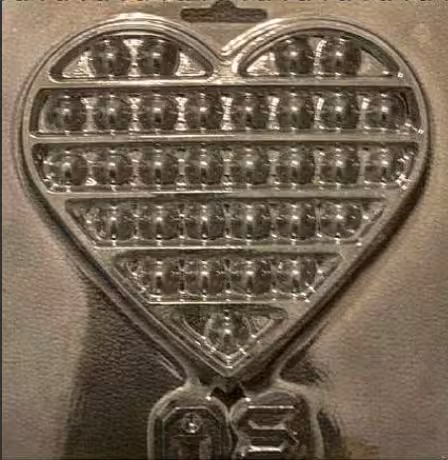 طلق شکلات پاپیت قلبی