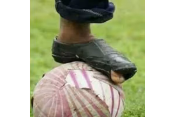 میخچه ( علاج فوری) - کتابخانه مجازی واتیکان