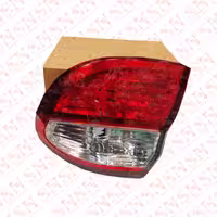 چراغ خطر روی گلگیر سمت راست ماکسیما