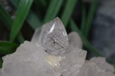 کوارتز روتیل دار