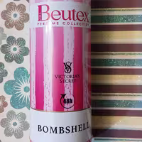 اسپری بدن زنانه BOMBSHELL(بامبشل) 200میل برند بیوتکس با ماندگاری 48 ساعت