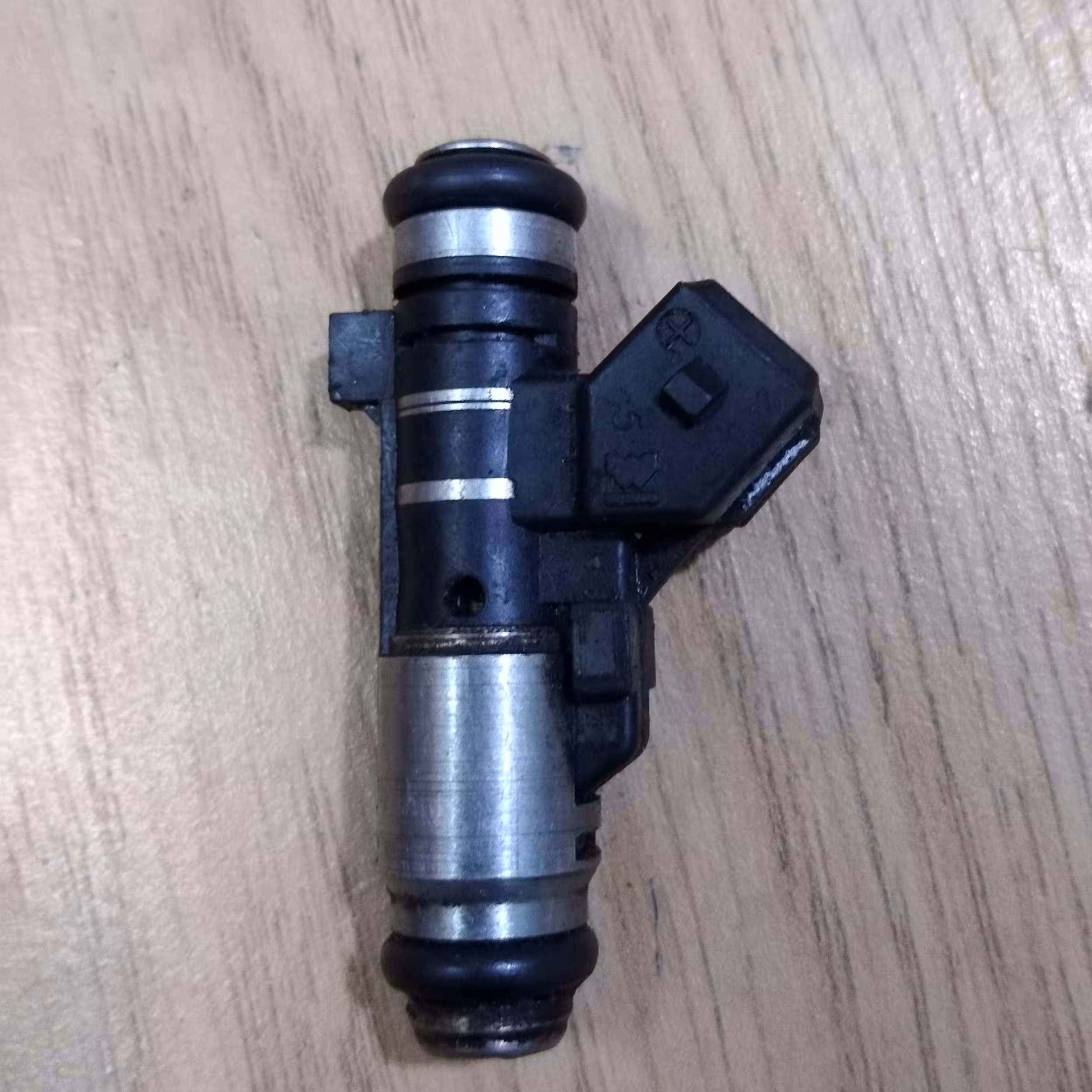 سوزن انژکتور اصلی  پراید با ضمانت معتبر