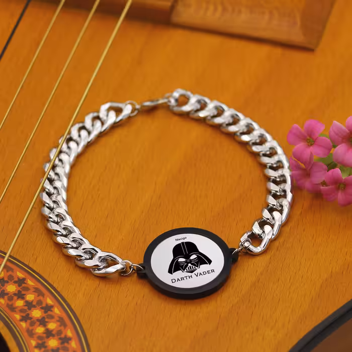 دستبند ناکسیگو مدل Darth Vader کد BZ7723