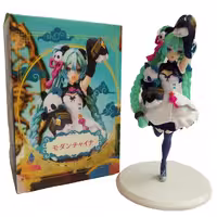 فیگور هاتسونه میکو با پاندا Hatsune Miku