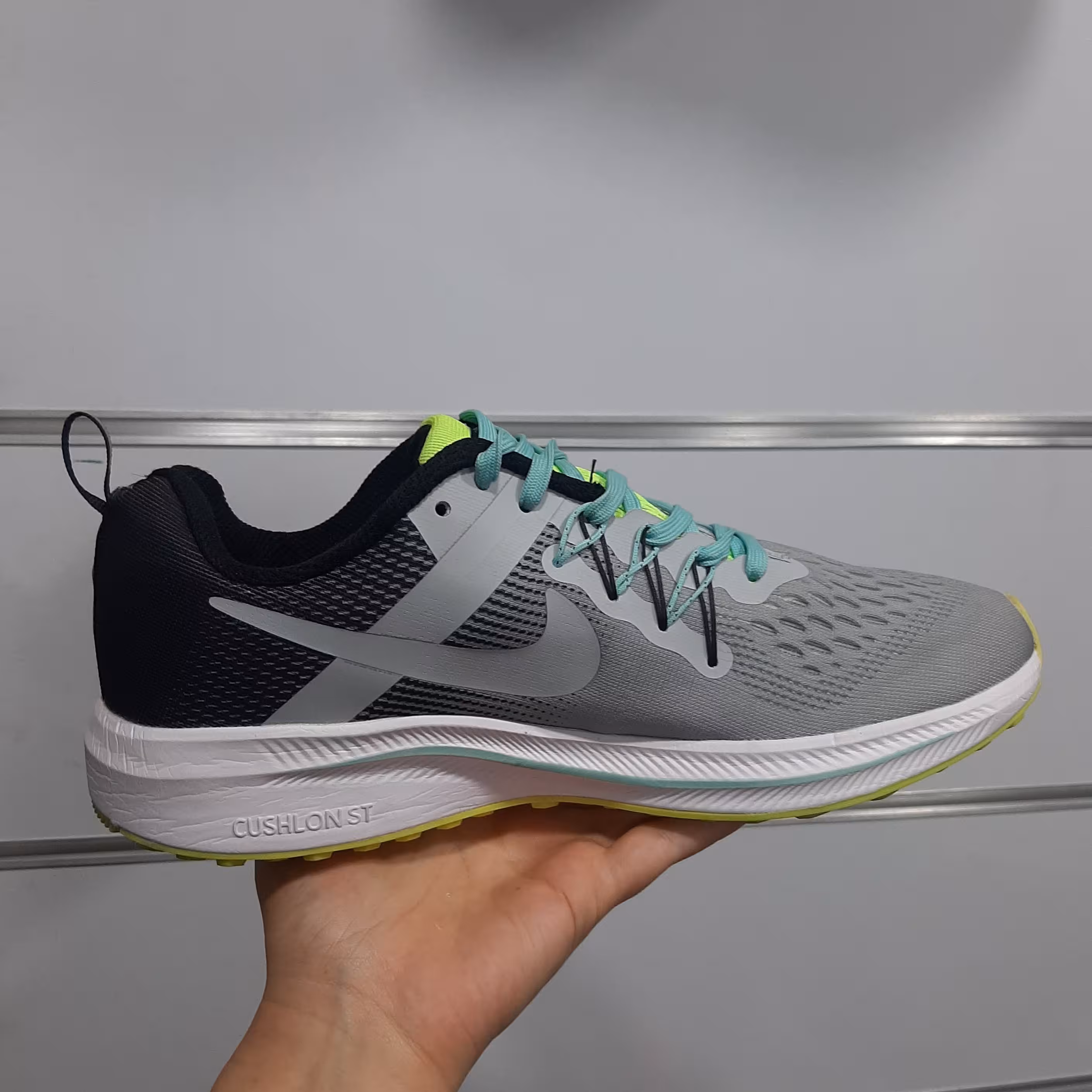 کفش نایک Nike ساخت ویتنام (ارسال رایگان)