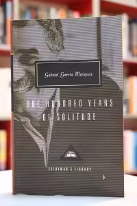 One Hundred Years of Solitude اثر Gabriel Garcia Marquez