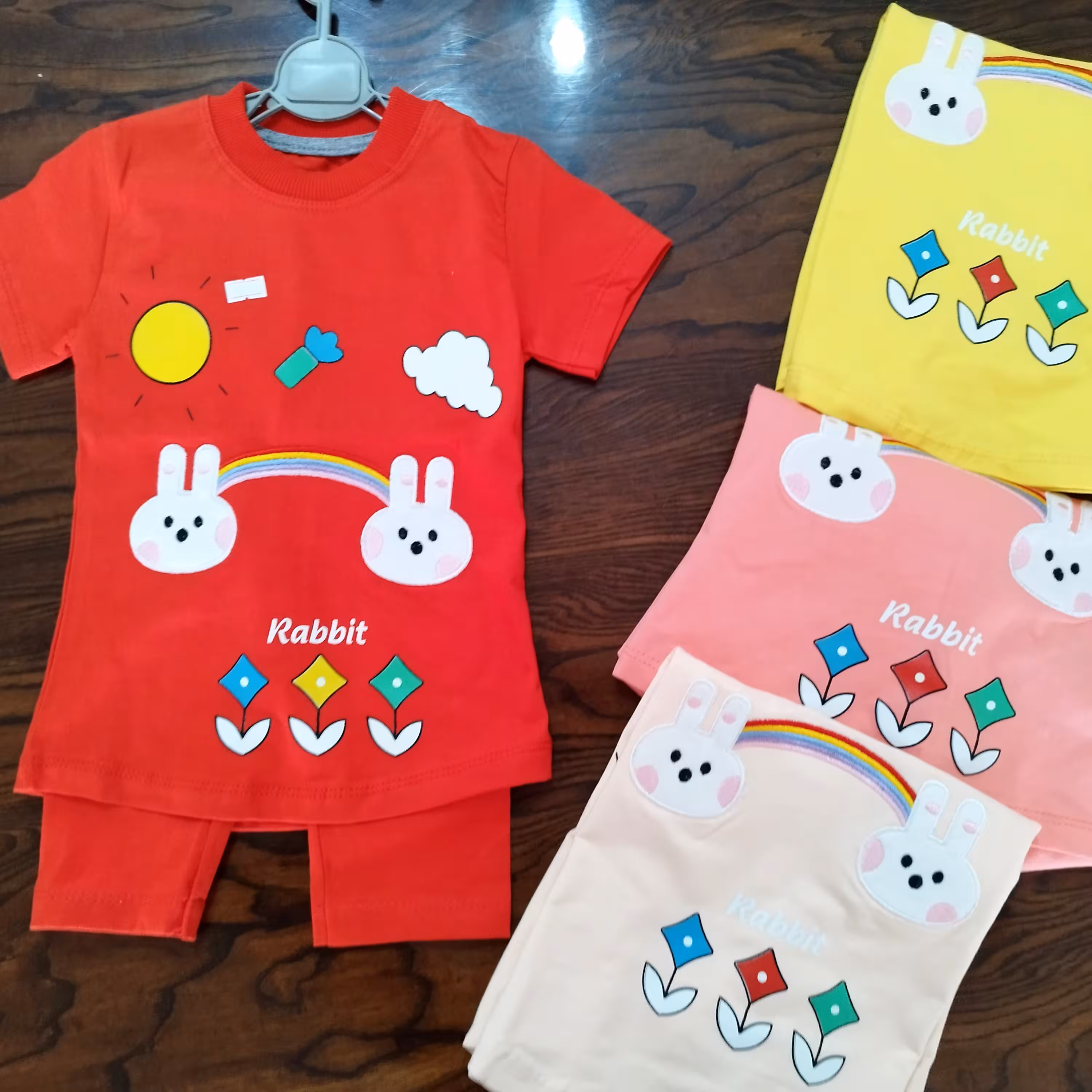 تیشرت شلوارک خرگوشی درجه یک دخترانه 40تا55