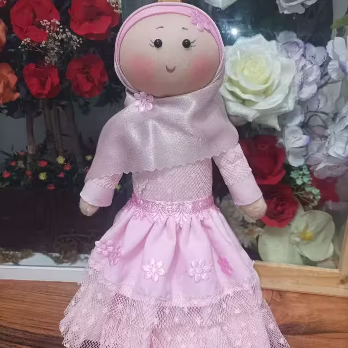 عروسک باحجاب چادری تور توری