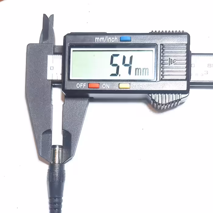 آداپتور 9 ولت 600 میلی آمپر تی پی لینک مدل KSRE-TP9-600