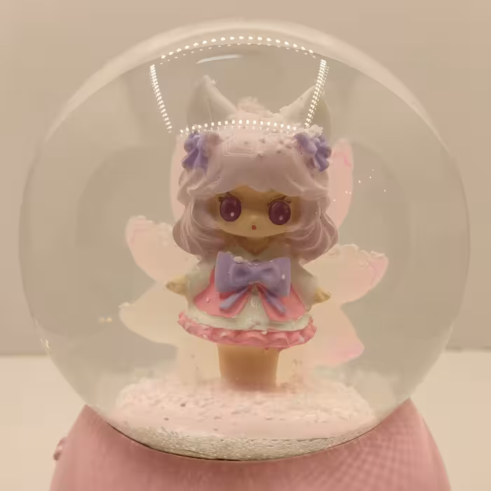 گوی موزیکال مدل پمپی دختر و درخت جادویی