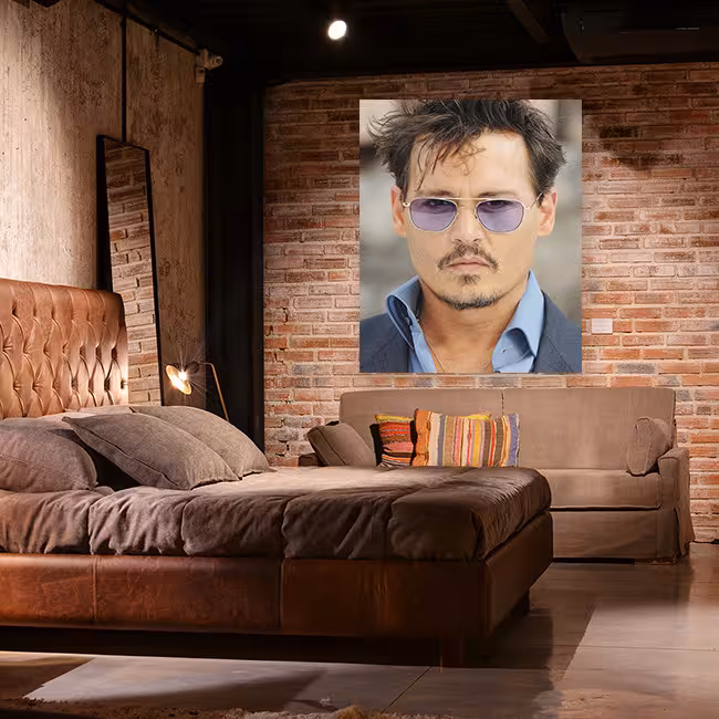 تابلو شاسی طرح جانی دپ کد 445 | دنیای قاب