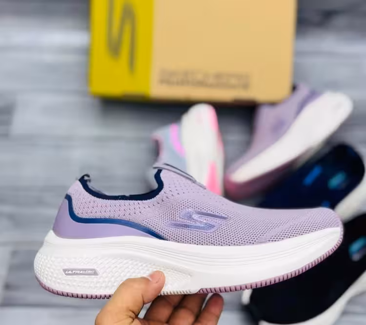 کتونی اسکیچرز اورجینال سایز 37 تا 40 Skechers Max Cushioning Arch Fit Fluidity Hands Free Slip-ins