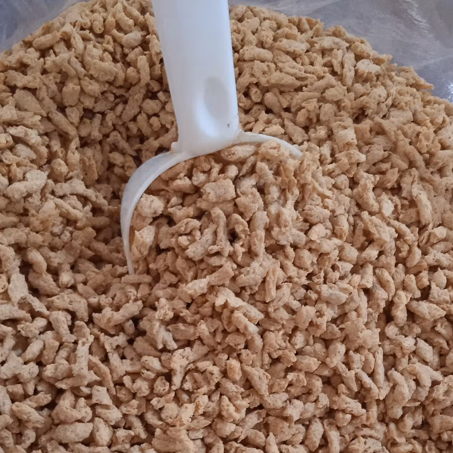 یک کیلوگرم سویا سبحان درجه یک ( کیفیت تضمینی)(عکس طبیعی)