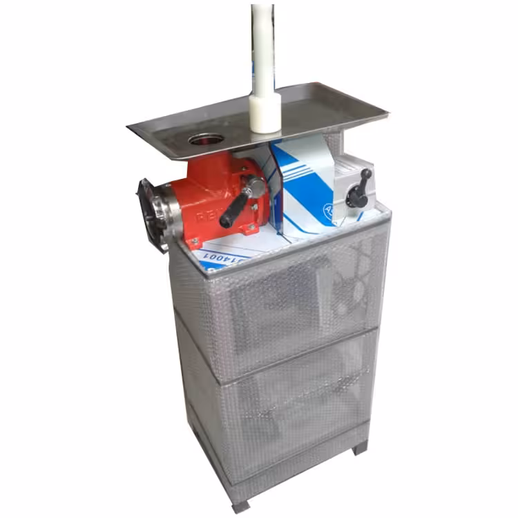 چرخ گوشت تسمه ای ایرانی سایز 32