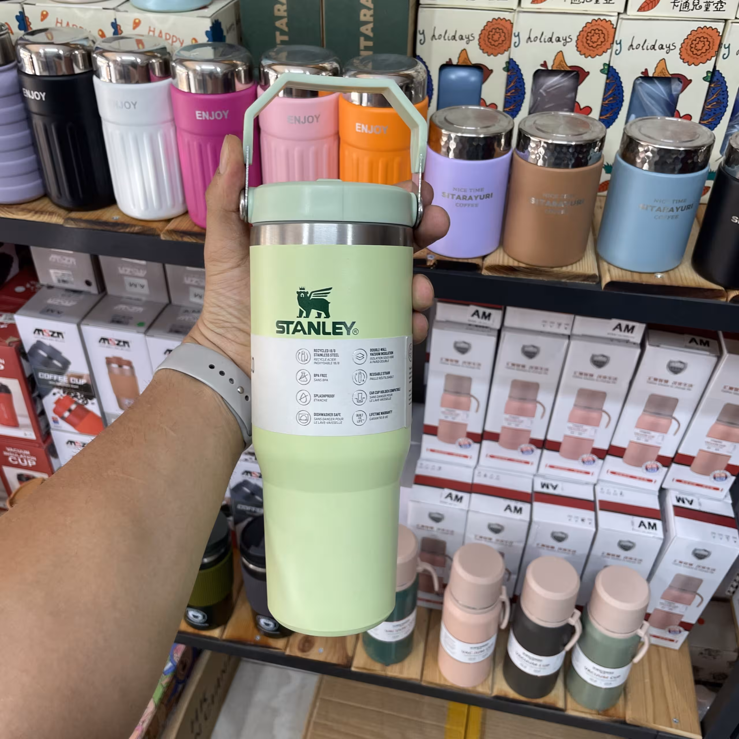 ماگ استنلی مدل IceFlow Flip Tumbler – رنگ سبز | ظرفیت 0.88 لیتر اورجینال