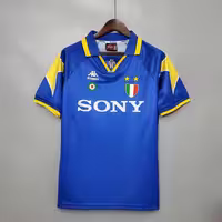لباس کلاسیک یوونتوس 1996-1995