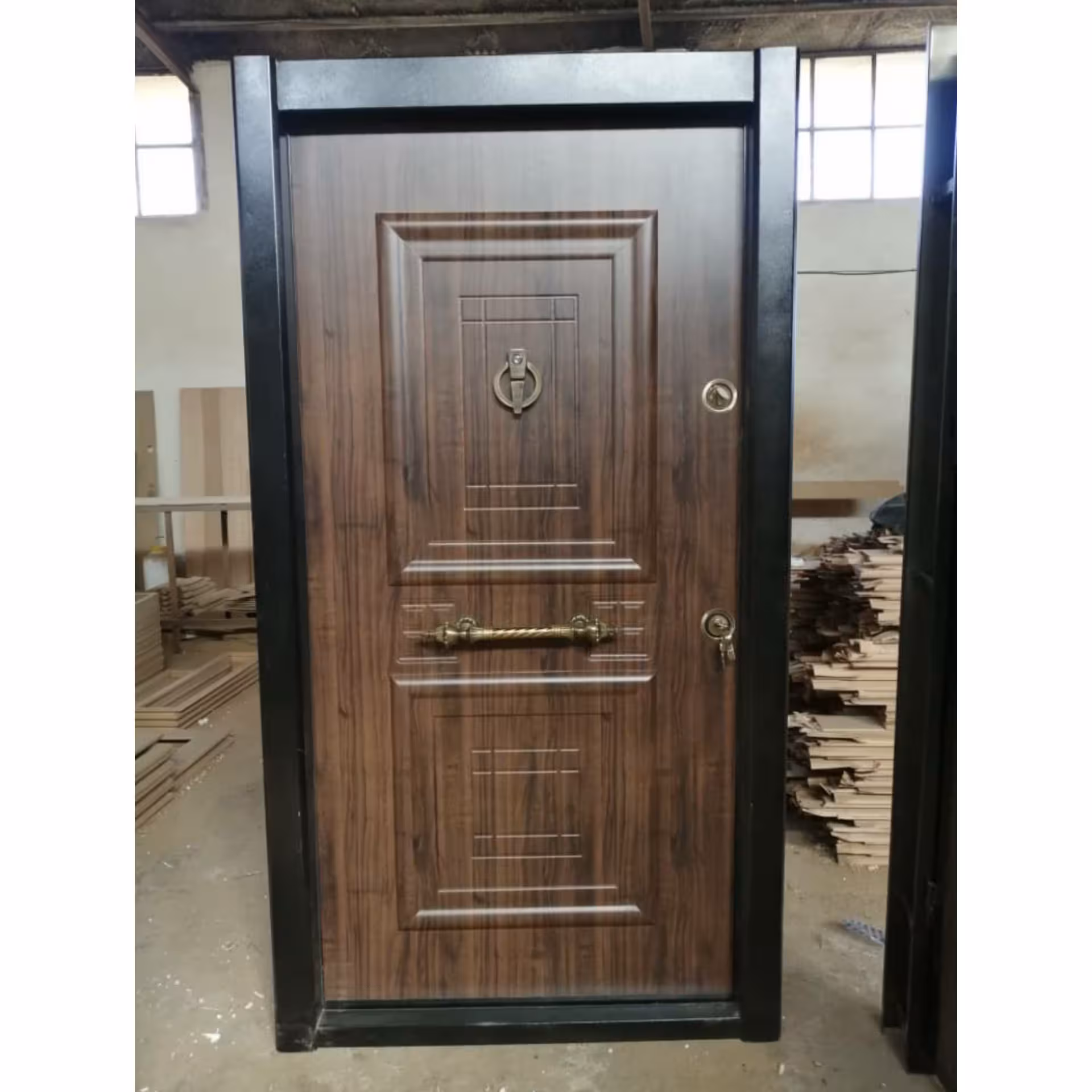 درب ضد سرقت مدل آبنوس روکش پی وی سی برجسته 