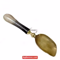 قاشق برنجی آجیل خوری ساخت هندوستان دسته آنتیک ( قاشق برنزی )