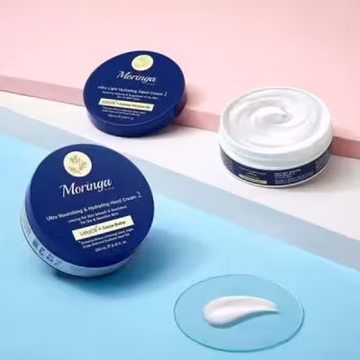 کرم دست فوق سبک و آبرسان مورینگا امو مدل 1 انواع پوست کاسه‌ای 250 میلی‌لیتر
