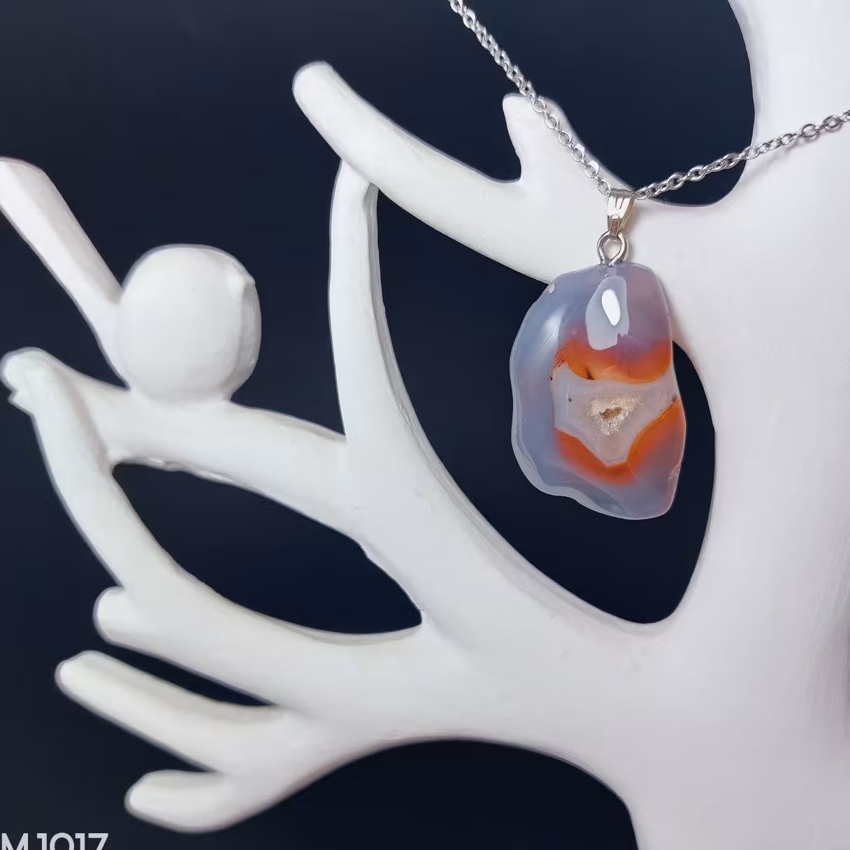 آویز عقیق سلیمانی به همراه زنجیرکد: M 1017